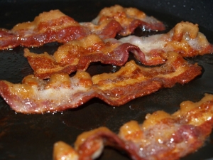 Flickr_-_cyclonebill_-_Bacon_(1)