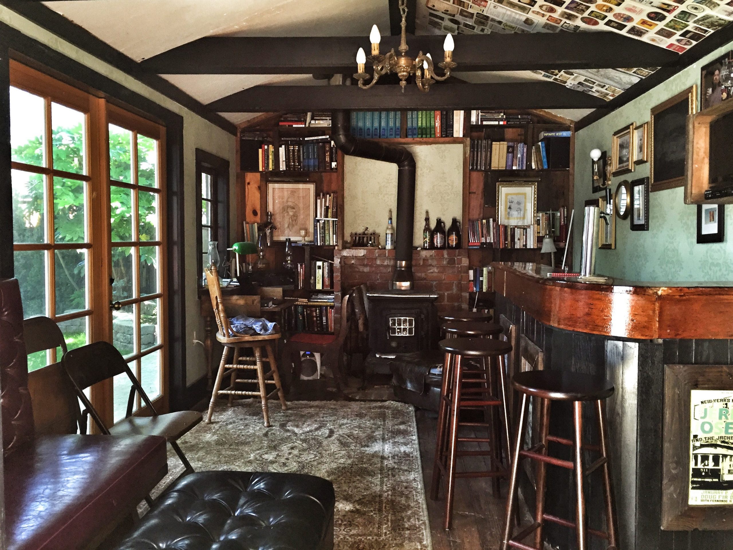“Philosophy Pub” – An Inventive Way to Reach Seekers